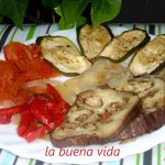 Ensalada de verduras al horno con berenjena, calabacín y pimientos